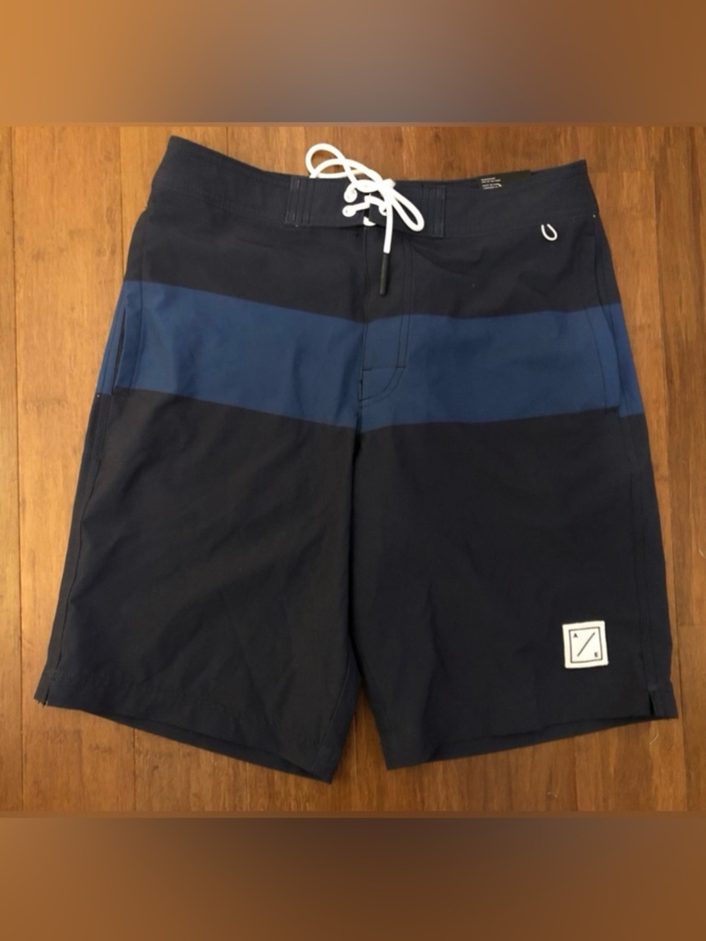American Eagle Bathing Suit NWT Men’s Board Shorts S Blue Black? Swim Beach
